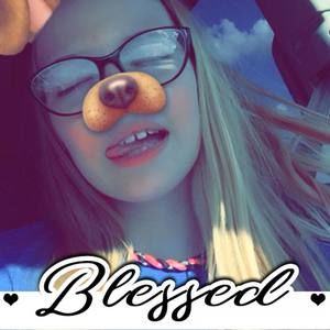 Meet your Posher, Lauren